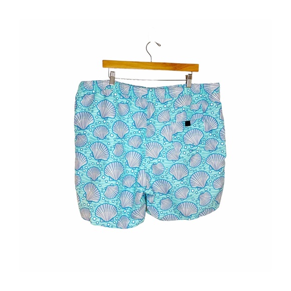 Vineyard Vines Men's Seashell Print Swim Trunks - Picture 7 of 7